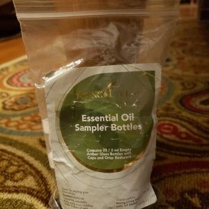 YL EO sample bottles